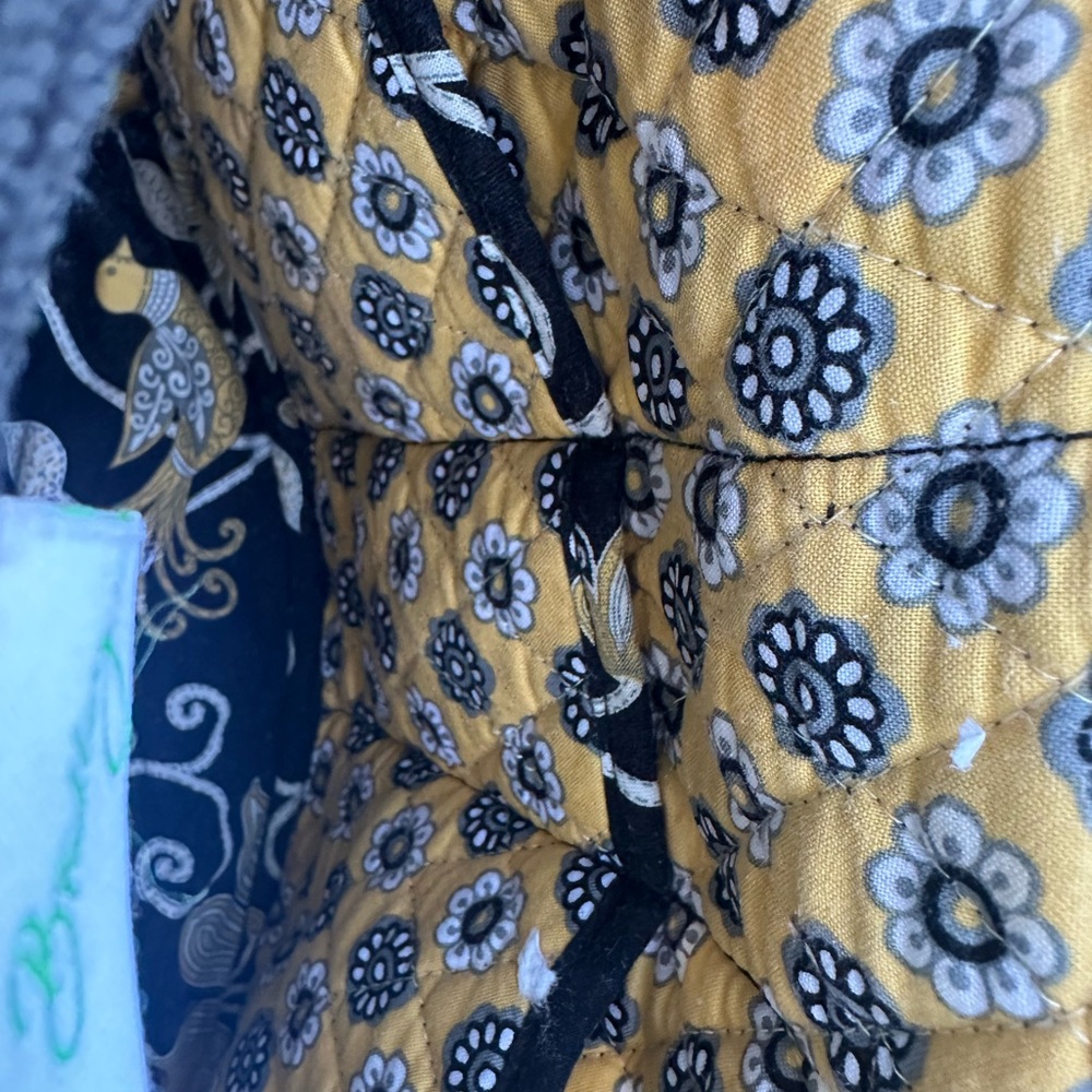 Vera Bradley "Yellow Bird" Morgan Shoulder Bag - Retired Pattern - Picture 9 of 13